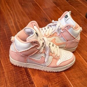 Nike Dunk 1985 Artic Orange High-Top Sneakers in size 7.5